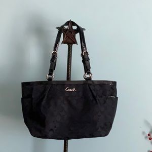 COACH Black Zippered Purse